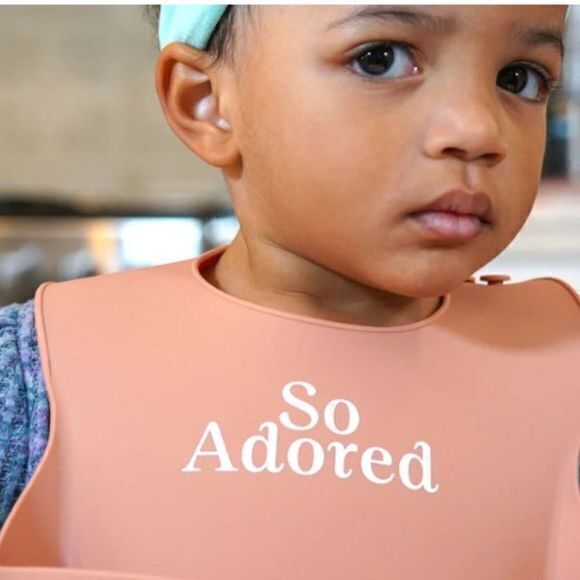 NWT Cocoa Baby Love “So Adored” Silicone Bib One Size - Picture 2 of 7